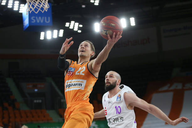 诺丁汉森林 诺丁汉森林